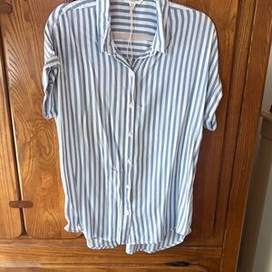 beachlunchlounge Blue & White Vertical Stripe Casual Button-Down Shirt